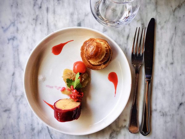 How to Prepare a Luxurious French Bouillabaisse with Fresh Seafood?